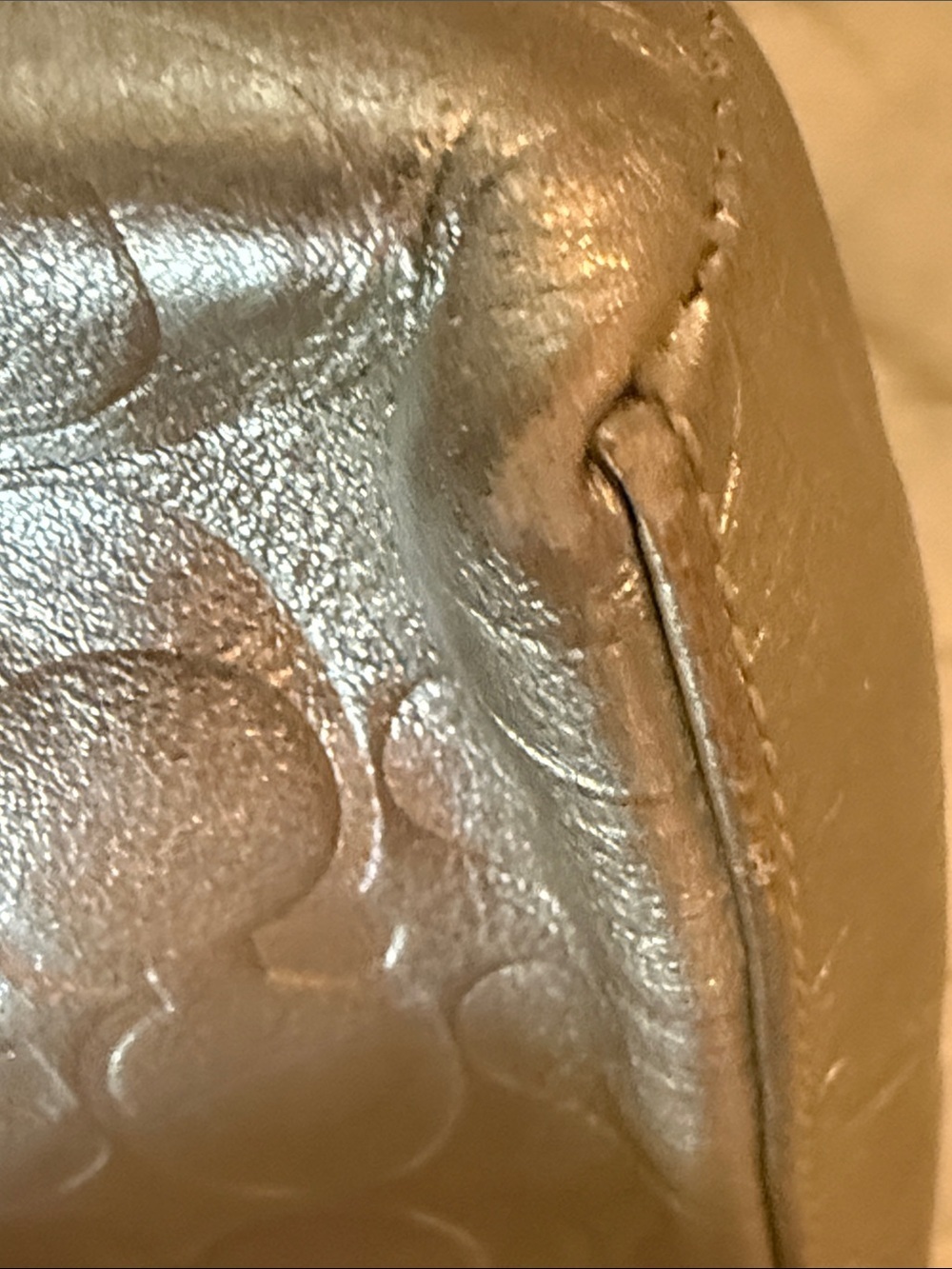Coach Metallic Gold Embossed Signature Leather Wristlet Clutch Y2K - Picture 13 of 13